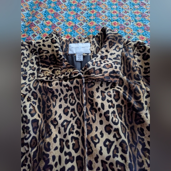 Jaclyn Smith Leopard Print Jacket - Picture 6 of 6